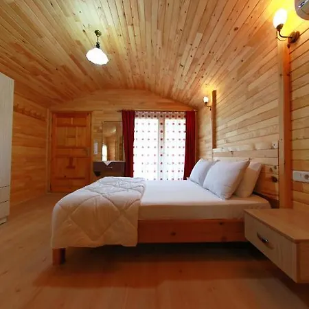 Emek Kompleks wypoczynkowy Çıralı