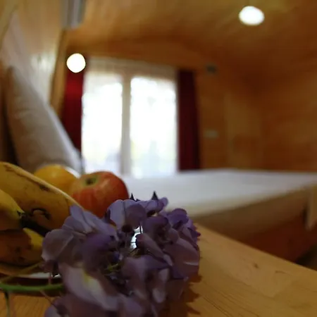 Emek Kompleks wypoczynkowy *